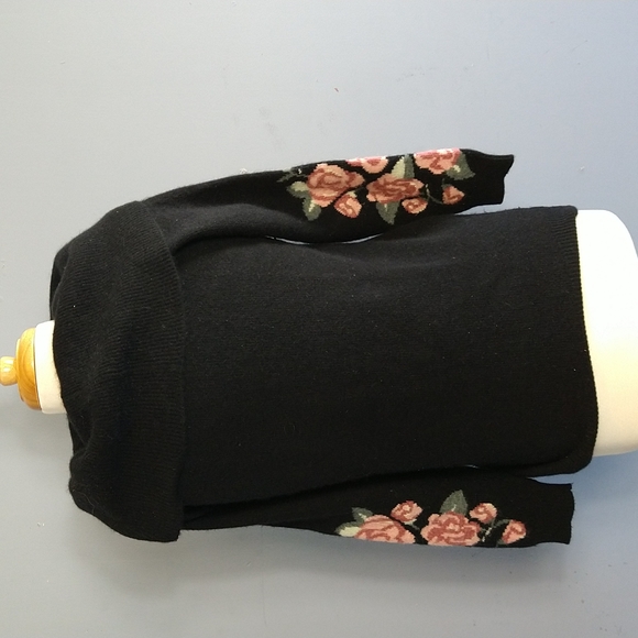 Outlander Medium rose sweater - Picture 4 of 5